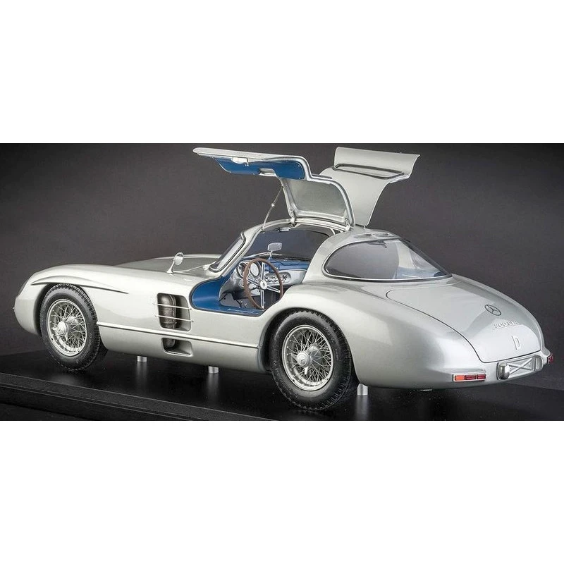 PREORDER MERCEDES-BENZ 300 SLR UHLENHAUT COUPÉ 1/8 KIT -LE102 2 PREORDER MERCEDES-BENZ 300 SLR UHLENHAUT COUPÉ 1/8 KIT -LE102 - Afbeelding 2
