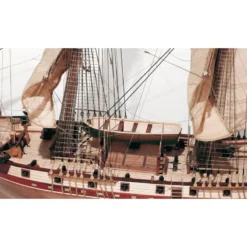Corsair Houten Model Schip -13600 -Revell || Tamiya Verkoopwinkel occre 13600 corsair houten modelschipc 800x800 1