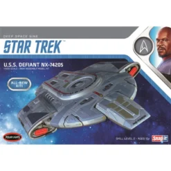 Star Trek U.S.S. Defiant Snap It -952