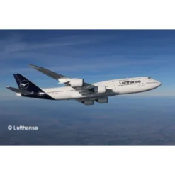 Revell Boeing 747-8 Lufthansa New Livery -03891