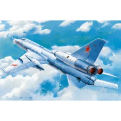 Trumpeter Soviet Tu-22 "Blinder" Tactical Bomber -01695